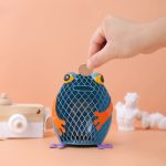 Tirelire métallique au design élégant et pratique