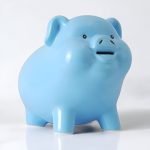 Grosse tirelire cochon, un accessoire décoratif pratique