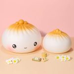 Grosse tirelire pour enfant en forme originale