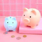 Mini tirelire ludique pour apprendre à économiser