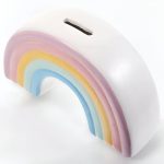 Tirelire joyeuse en arc-en-ciel, parfaite pour les petits