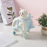 Tirelire avion pour enfant en forme ludique et colorée