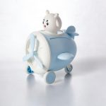 Tirelire originale en forme d'avion pour les petits épargnants