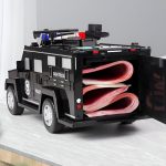 Tirelire en forme de camion de police