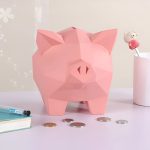Tirelire cochon stylée pour la décoration intérieure