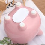 Cochon en porcelaine pour épargner