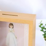 Tirelire enfant, symbole de partage et d'épargne