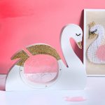 Tirelire design cygne pour enfants et adultes