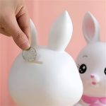 Lapin tirelire pour enfants, design mignon et coloré