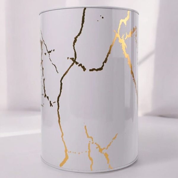 Tirelire adulte au design contemporain