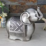 Tirelire en argent en forme d'éléphant