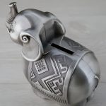 Tirelire en forme d’éléphant, objet de collection