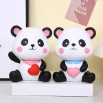 Panda mignon pour économiser de l'argent