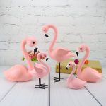 Flamant rose en céramique comme tirelire