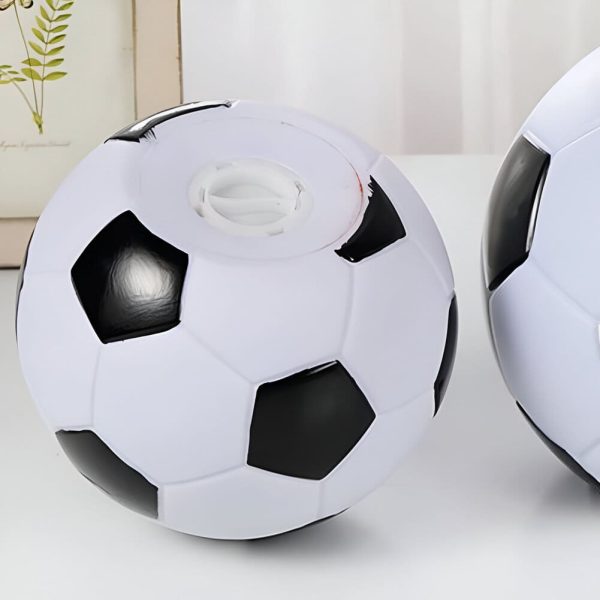 Économie ludique avec tirelire ballon de foot