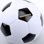Tirelire amusante en forme de sport populaire