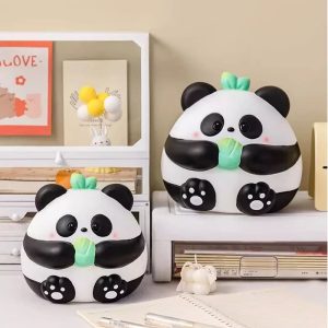 Panda tirelire en forme de personnage kawaii