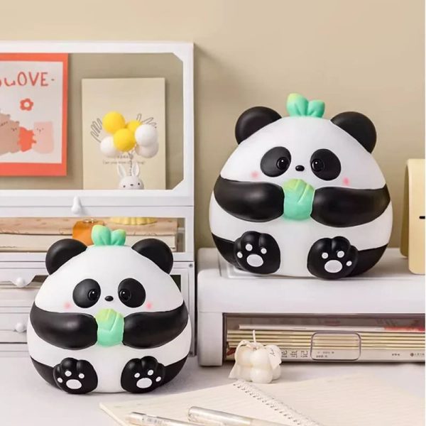 Panda tirelire en forme de personnage kawaii