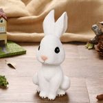 Tirelire vintage en forme de lapin pour épargner