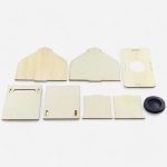 Accessoire de décoration tirelire maison en bois