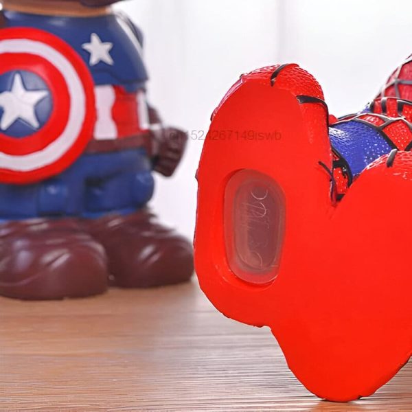 Tirelire Marvel pour encourager l'épargne chez les enfants