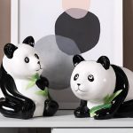 Panda céramique pour économiser de l'argent