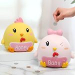 Tirelire en forme de poule pour épargner de manière ludique