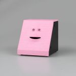 Tirelire joyeuse, un accessoire de chambre enfant