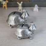Tirelire tortue en céramique colorée pour enfants