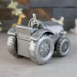 Économiseur de fonds Tracteur, design ludique pour petits